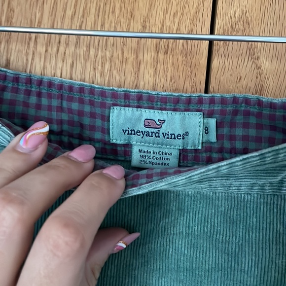 Vineyard vines corduroy green mini skirt - Picture 2 of 8